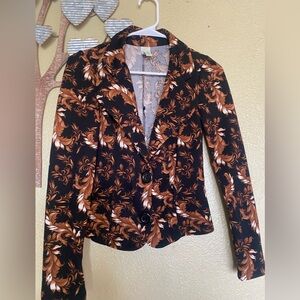 Pyramide- Chic Black and Brown Women's  cropped Blazer